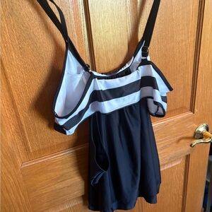 Black and White Swimsuit Top